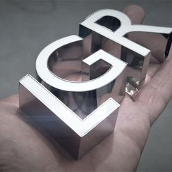 małe litery metalowe 3D